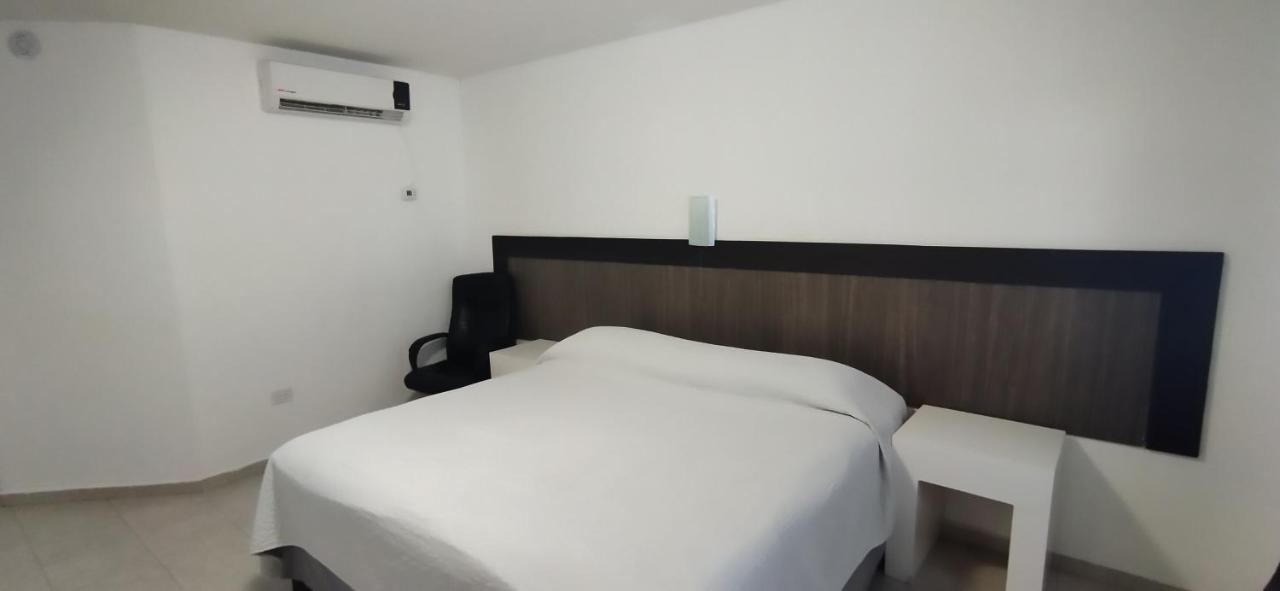 Hotel Casa Blanca Эройка-Каборка Экстерьер фото