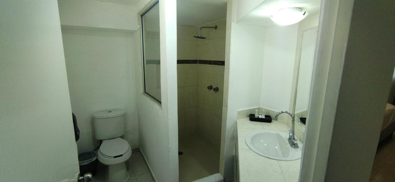 Hotel Casa Blanca Эройка-Каборка Экстерьер фото